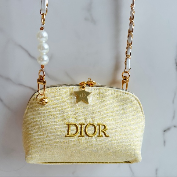 Dior Beaute VIP pouch as crossbody - Picture 12 of 13